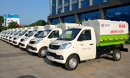 國六福田掛桶垃圾車批量發車